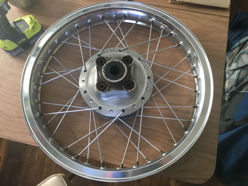 lacing motorcycle while rims spokes