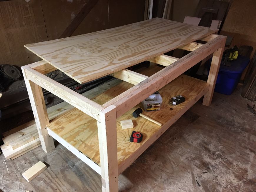 building a woodworking workbench and outfeed table for tablesaw