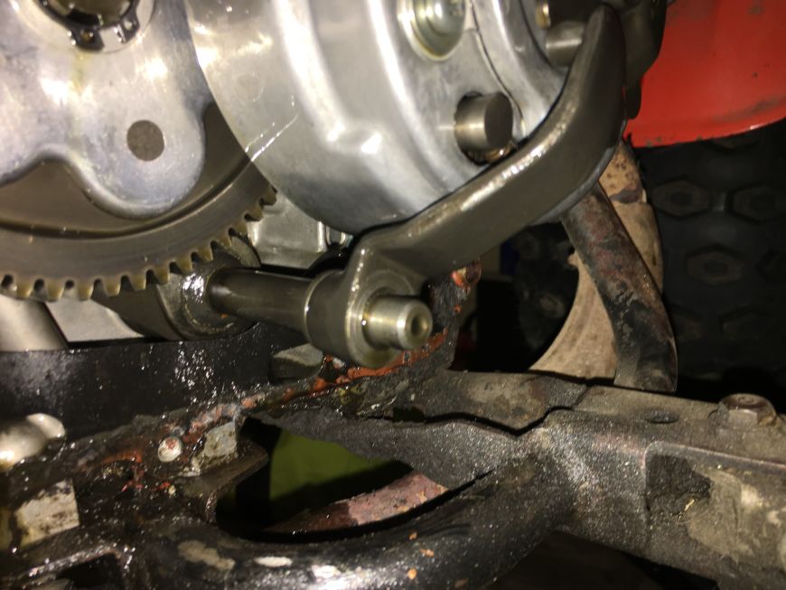 removing a clutch from a honda atc90