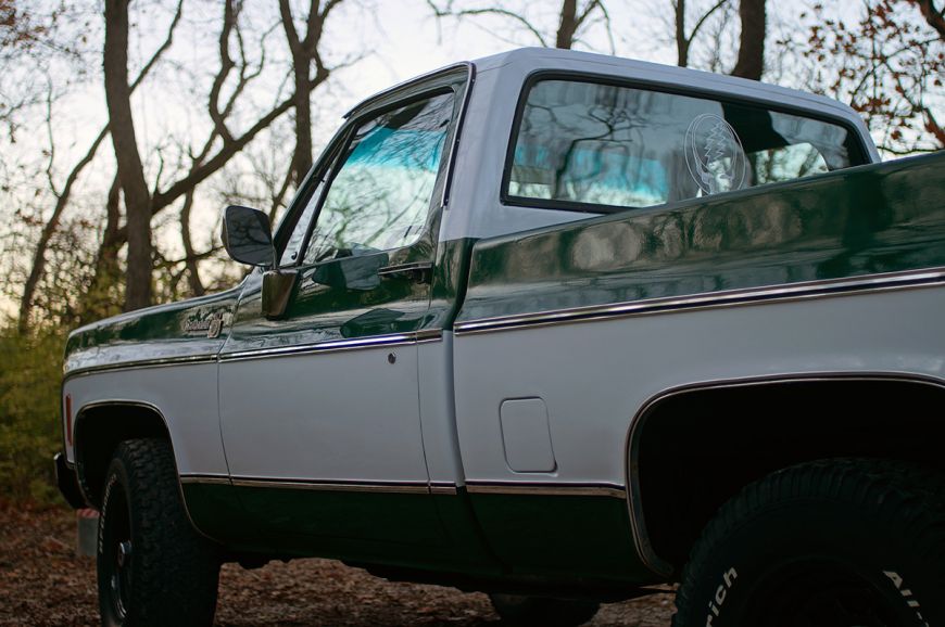 super clean 1974 1975 chevy k10 squarebody c10 4x4 chevrolet restoration restomod muscle truck