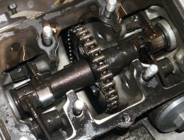 Honda CB200 Cam Shaft inspection 