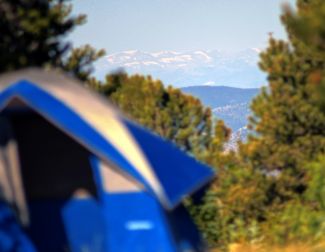 Telephoto photograph of Colorado's rocky mountains, as seen from Hayden Pass